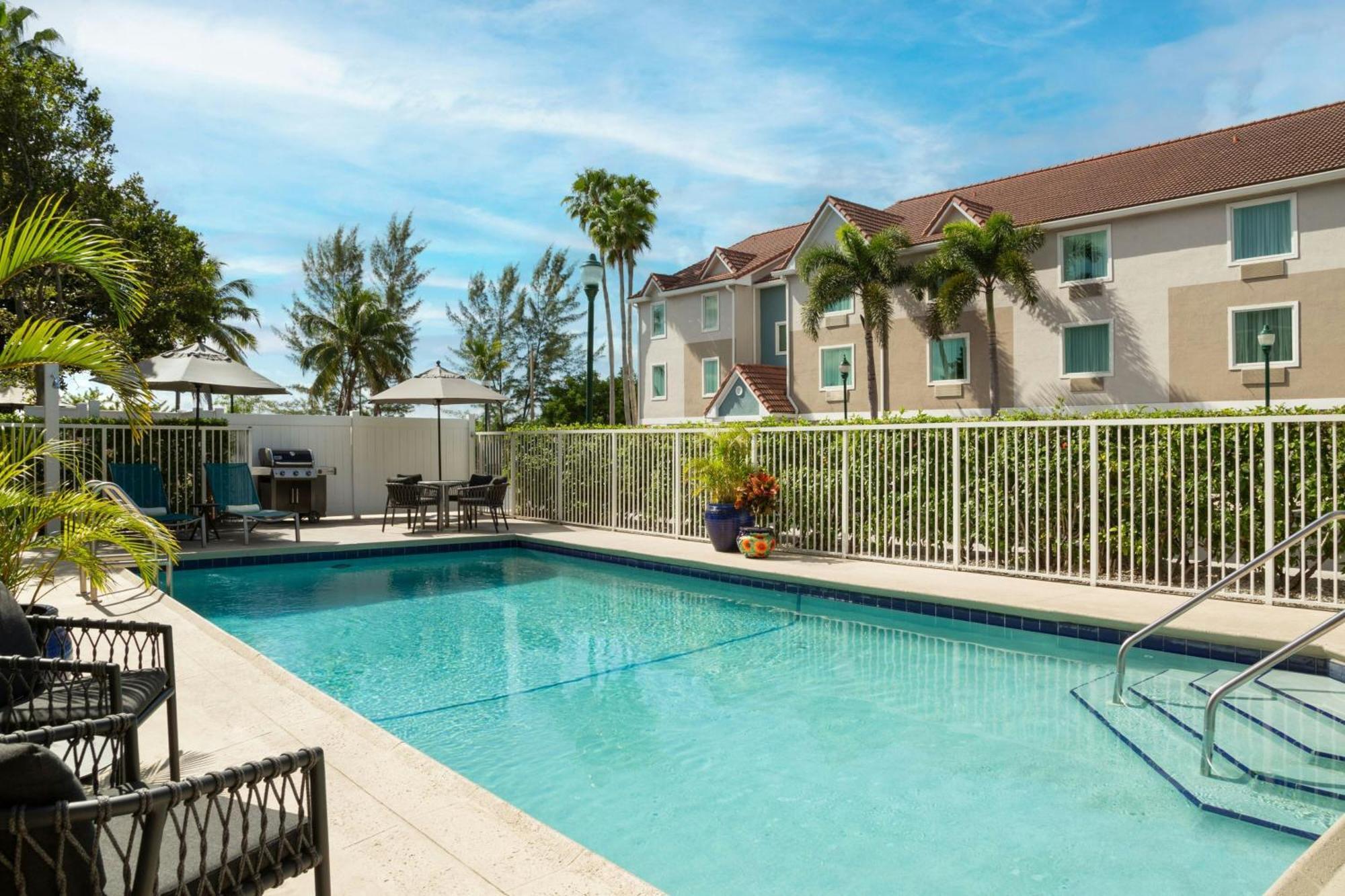 Towneplace Suites Fort Lauderdale West Exterior photo
